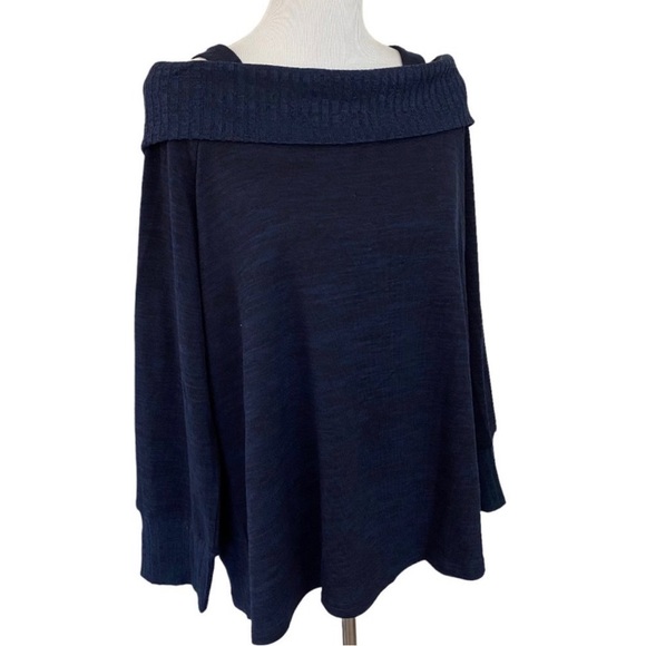 Suzanne Betro Weekend Navy Blue Cold Shoulder Stretch Knit Sweater - 1x - Picture 1 of 10